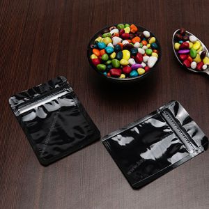 Three Side Seal Pouches With Zipper